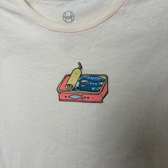 Hills & Valleys Sardine Tin Fish Cream Tee - Picture 3 of 5